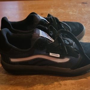 Van's Kids Shoes 2.5